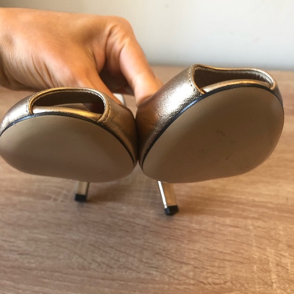 Max Mara Gold slingback heels - Picture 8 of 16